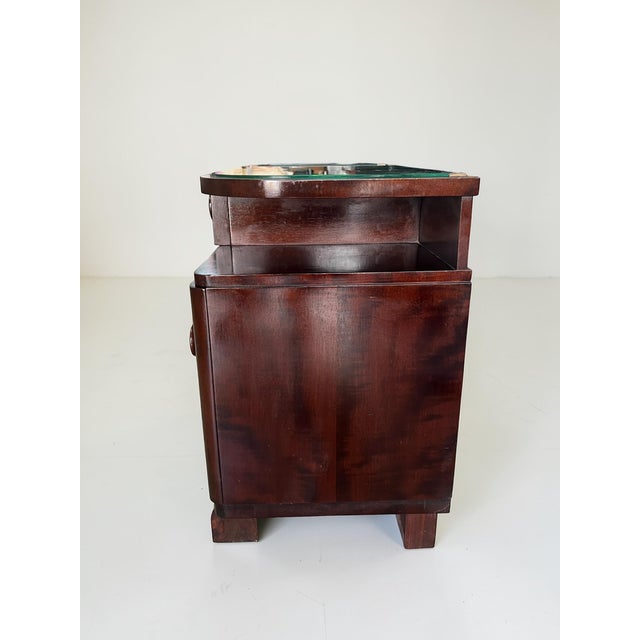 Art Deco Bedside Tables with Burl Walnut Veneer and Glass Tops, Europe, 1950s, Set of 2 For Sale - Image 3 of 13