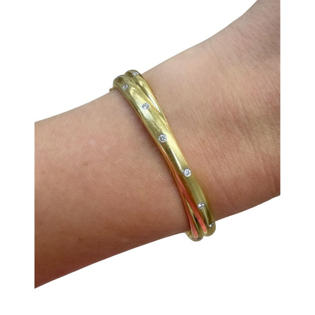 A timeless heirloom from the iconic Tiffany & Co. Etoile Collection, first introduced in the 1990s. Étoile — French for...
