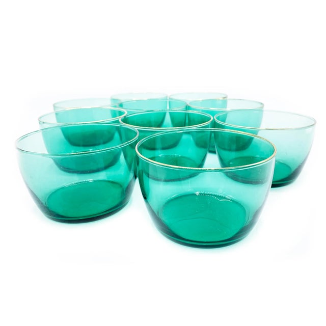 This ultra mid-century modern Libbey juniper green & gold rim teardrop bowls set is the perfect addition to your dining...