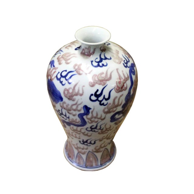 Ceramic Chinese Red Blue White Porcelain Handpainted Foo Dog Small Vase For Sale - Image 7 of 8