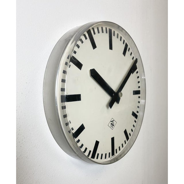 Industrial Acrylic Glass Station Wall Clock from Tn, 1960s For Sale - Image 4 of 17