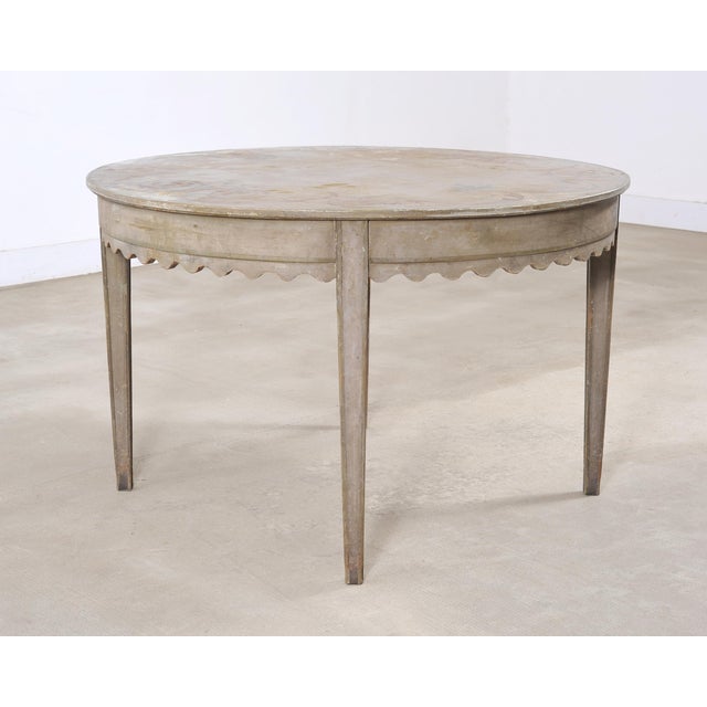 Neoclassical 19th Century Venetian Painted Center Table With Scalloped Apron For Sale - Image 3 of 18