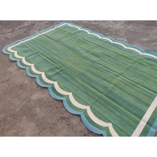 Handmade Cotton Vegetable Dyed Scalloped Edge Rug Forest Green With Cream and Teal Blue Border - 6x9 For Sale - Image 6 of 11