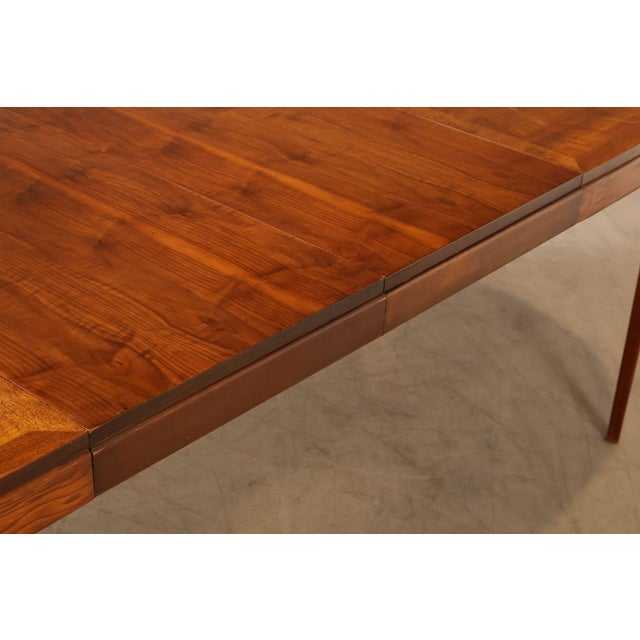 Lane 'Rhythm' Mid Century Modern Walnut Expandable Dining Table For Sale In Philadelphia - Image 6 of 18