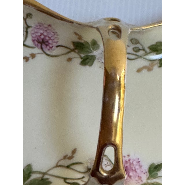 Antique 1880s Limoges France Cottage Bon Bon Basket With Handle, Hand-Painted Floral Design With Heavy Gold Trim For Sale - Image 9 of 17