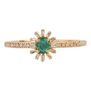 Art Deco Sunburst Emerald & Baguette Diamond Promise Ring Size 8 in 14k Yellow Gold For Sale