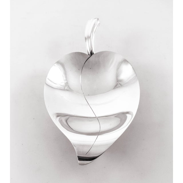 We are just in love with these Tiffany & Co. sterling silver leaves. A pair of midcentury leaves that stand on three legs....