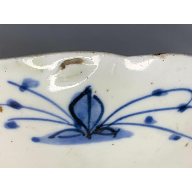 Blue Antique Japanese Imari Bowl & Plate: Edo Period Floral Decor For Sale - Image 8 of 10