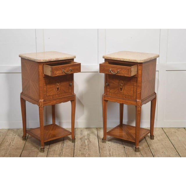 French Satinwood Bedside Tables, 1890s, Set of 2 For Sale - Image 9 of 12