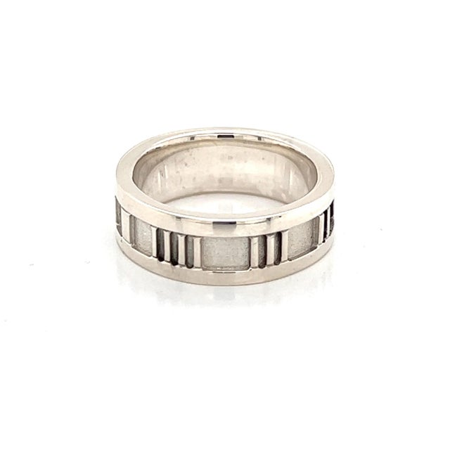 1990s Tiffany & Co Estate Sterling Silver Ring Size 4.25, 5.2 Grams, Size 4.25 For Sale - Image 12 of 12