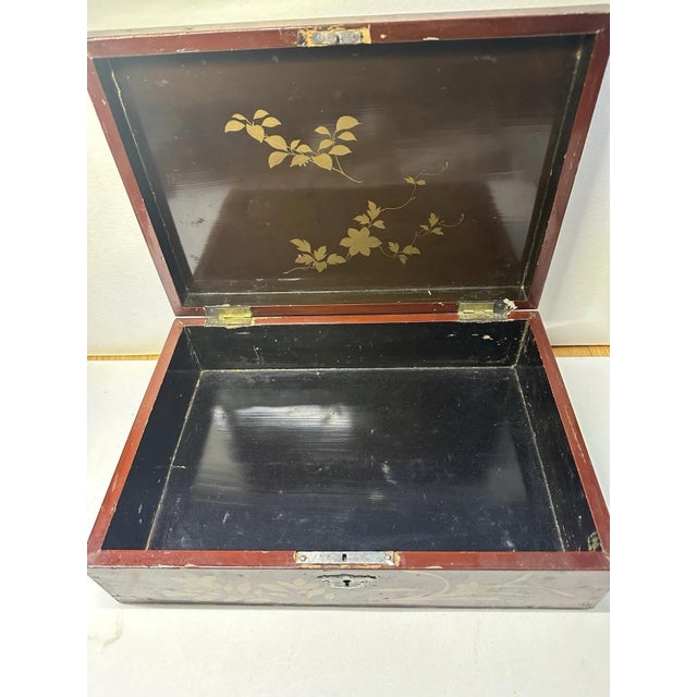 Antique Japanese Lacquer Box with Crane Motif, 1920s For Sale - Image 10 of 13