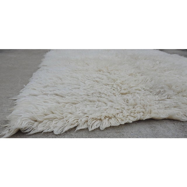 Mid 20th Century Midcentury Turkish Flokati Natural Undyed Wool Rug For Sale - Image 5 of 10