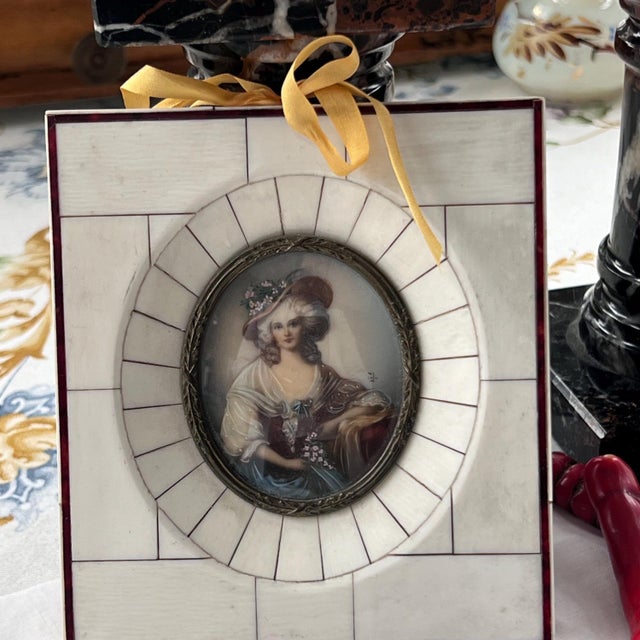 White Antique miniature portrait in beautiful frame with gold-tone liner // original antique art // portrait of a female // collectible artwork For Sale - Image 8 of 8