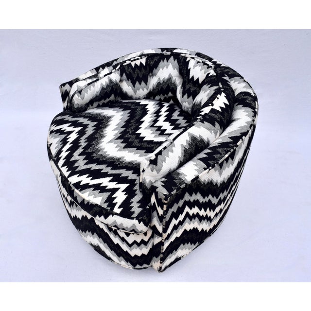 Mid-Century Milo Baughman Swivel Chair With Jack Lenor Larsen Fabric For Sale - Image 11 of 11
