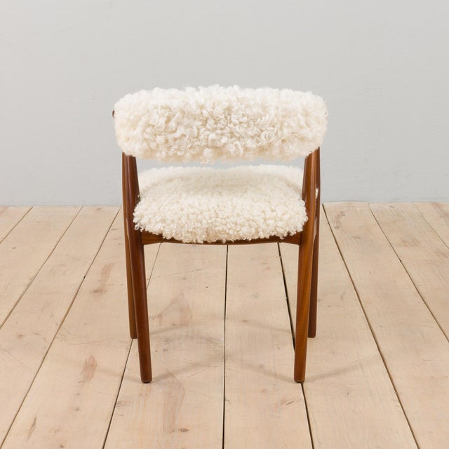 Farstrup Teak Chair in Natural Sheepskin Upholstery by Th. Herlev for Farstrup Møbler, 1960s For Sale - Image 13 of 14