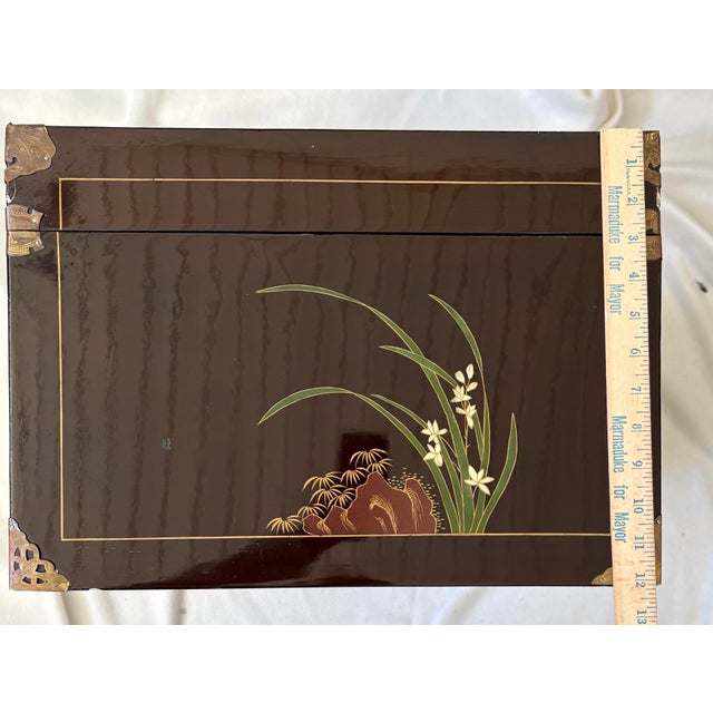 Wood Vintage 1970s Chinoiserie Style Lacquered Brass Toned Corner Brackets Hinged Trunk For Sale - Image 7 of 12