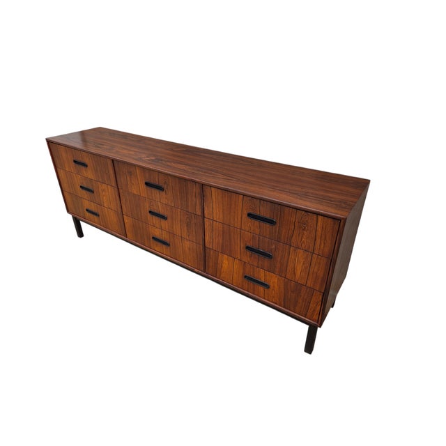 Mid-Century Modern 1970s Danish Modern Rosewood Dresser Chest of Drawers Sideboard Console For Sale - Image 3 of 13