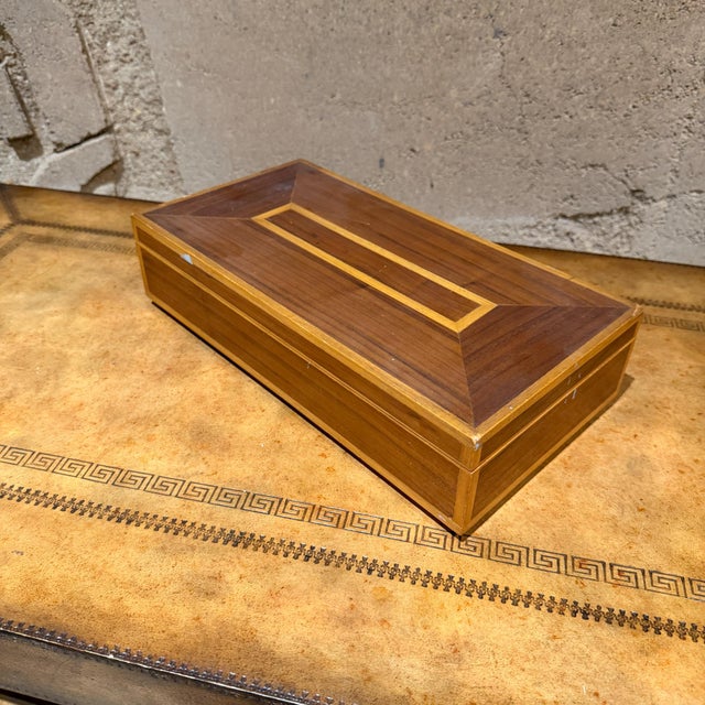 Mid-Century Modern Antique Mahogany Jewelry or Trinket Box Mid Century Modern Studio Craft For Sale - Image 3 of 11