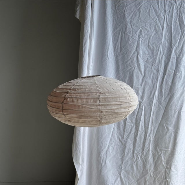 Large Japanese Style Oval Flattened Pink Rattan and Natural Linen Pendant Light, 1980s For Sale - Image 16 of 18