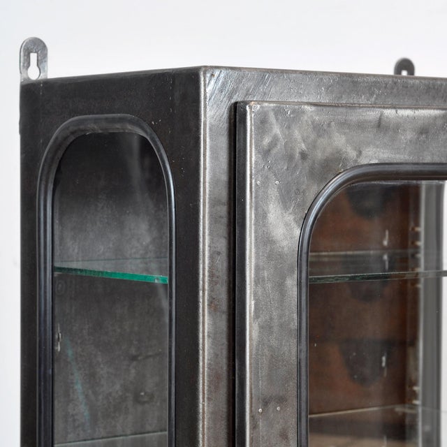 1970s Vintage Medicine Wall Cabinet, 1970s For Sale - Image 5 of 10