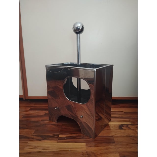 Vintage Space Age Magazine Rack in Chromed Metal, 1970s For Sale - Image 10 of 10