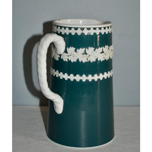 1920s Antique Victorian Dudson English Green White Ceramic Pitcher For Sale - Image 5 of 13