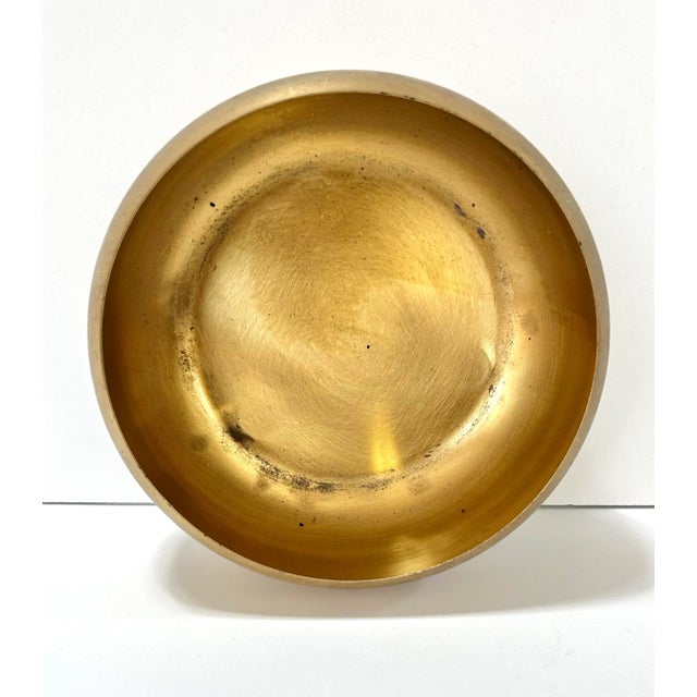 Vintage Brass Claw Foot Planter Bowl – Hollywood Regency Cachepot For Sale - Image 4 of 5