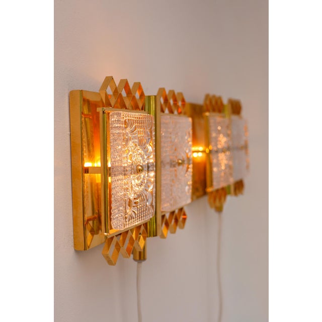 Wall-Mounted Sconces in Glass and Brass Lamps by Carl Fagerlund for Orrefors, Sweden, 1970s, Set of 2 For Sale - Image 12 of 14