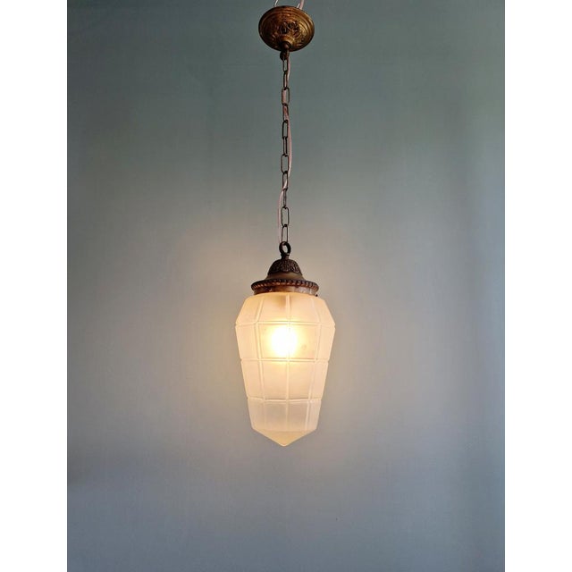 Art Deco Pendant Light in Faceted Transparent Satin Glass, 1920s For Sale - Image 4 of 14