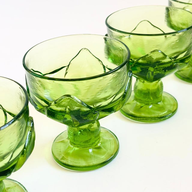 1970s Mid Century Modern Green Textured Coupe Cocktail Glasses - "Green Cabaret" by Tiffin Franciscan - Set of 5 For Sale - Image 4 of 9