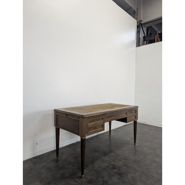 Late 19th Century Louis XVI Flat Desk in Mahogany, in Very Good conditions.