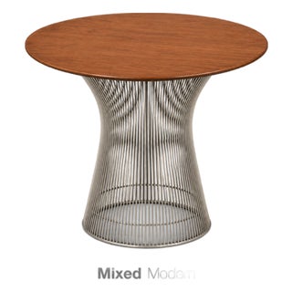 1960s Warren Platner for Knoll Walnut 24” Round End Table For Sale