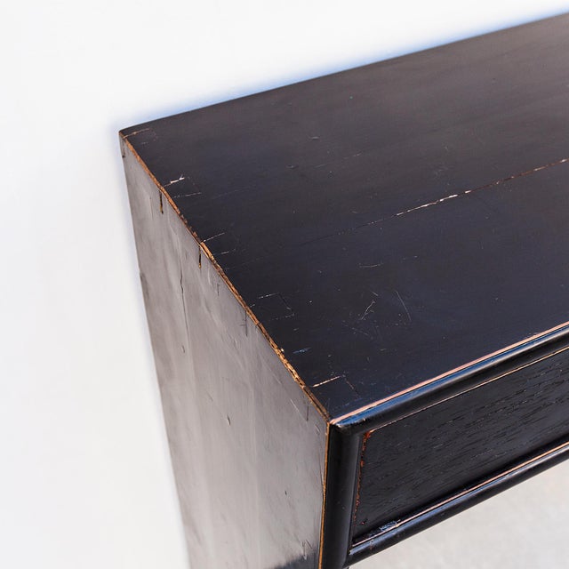 Early 20th Century Chinese Ming-Style Black Lacquer Console Table For Sale In Los Angeles - Image 6 of 14