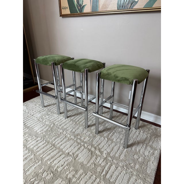 Mid-Century Modern Mid 20th Century Modernist Cal-Style Chrome Counter Height Bar Stools With Velvet Green Seats - Set of 3 For Sale - Image 3 of 12
