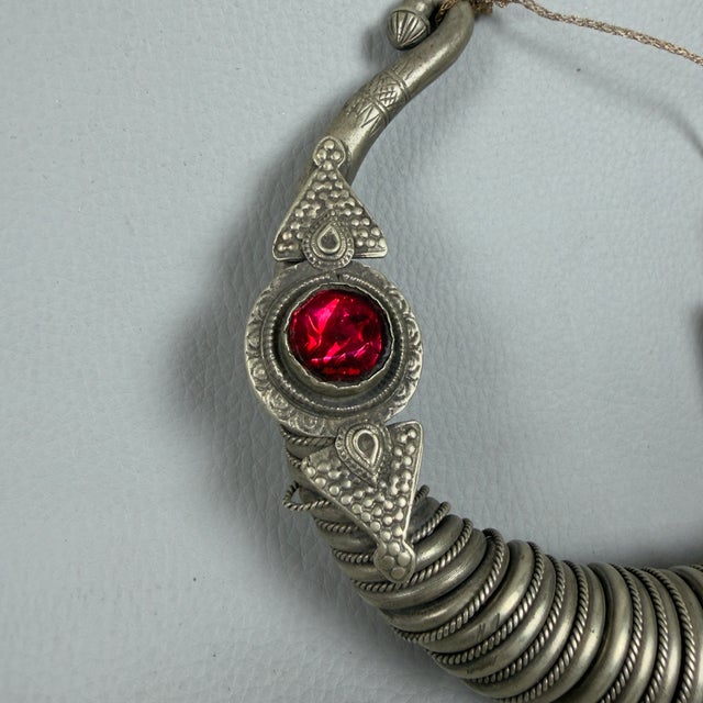 Metal Torchon Necklace in Silver with Nomad Ethnic Red Glass For Sale - Image 7 of 11