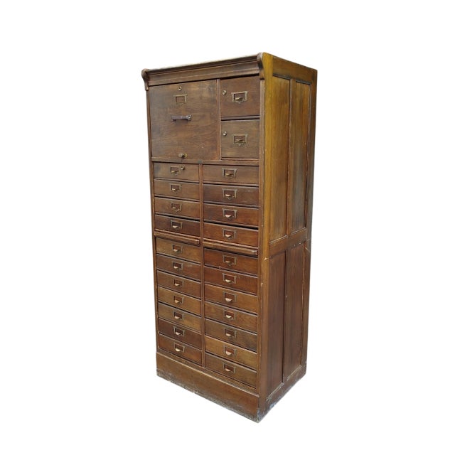 - Filing cabinet by S.M.V. (Silkeborg Møbelfabrik & Værktøjslager), Denmark, 1910s–1930s. - Dark stained solid oak. -...