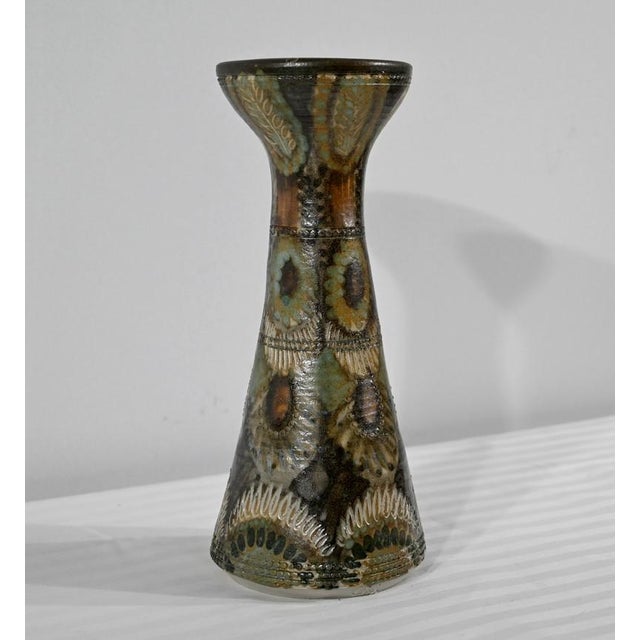 Vase signed Jean-Claude Courjault, renowned French ceramist, a graduate of Fine Arts, produced in his own workshop "La...