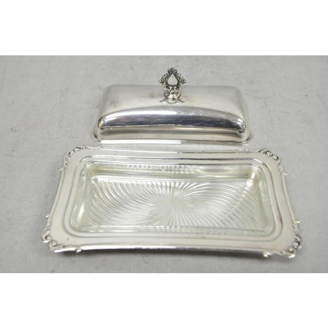 Mid 20th Century Vintage Crescent Victorian Silver Plated Covered Butter Dish W/ Glass Liner For Sale - Image 5 of 11