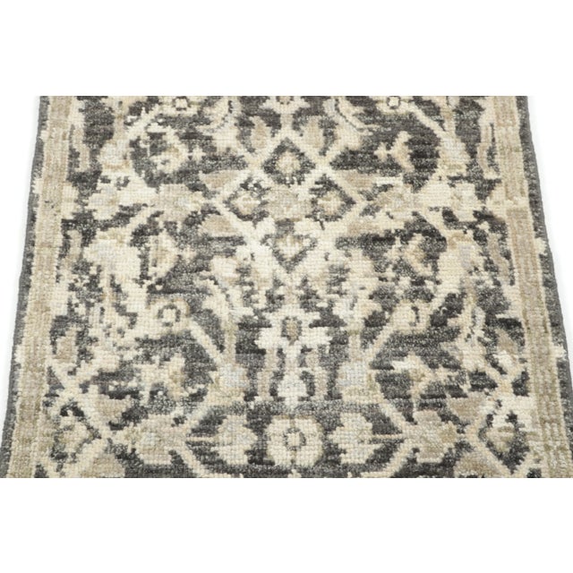 Contemporary Modern Classics Geometric Gift-Sized Wool Rug by Rug & Kilim, India For Sale - Image 3 of 6