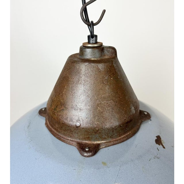 1950s Industrial Grey Enamel and Cast Iron Pendant Light, 1960s For Sale - Image 5 of 17