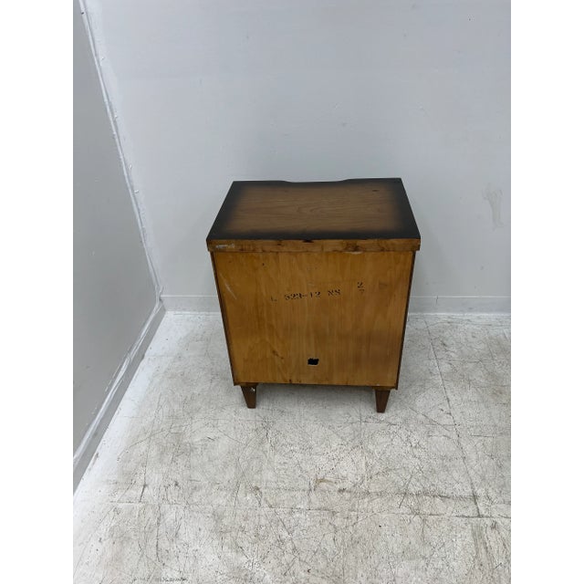 Wood Vintage Mid Century Modern End Table For Sale - Image 7 of 8