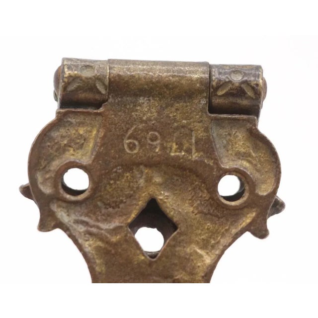 Early 20th Century Antique 3.75 In. Victorian Bronze Offset Ice Box Hinge For Sale - Image 5 of 5