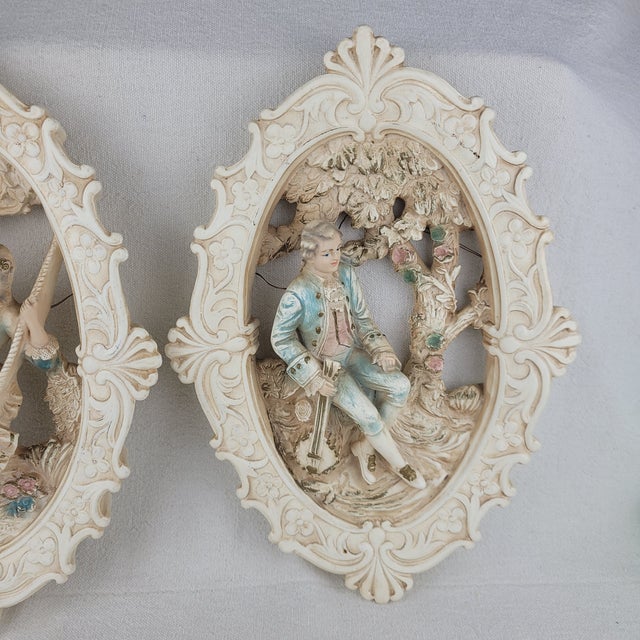 Rococo Vintage 1962 Jayess United Chicago Chalkware Wall Plaques Rococo Couple Set of 2 For Sale - Image 3 of 15