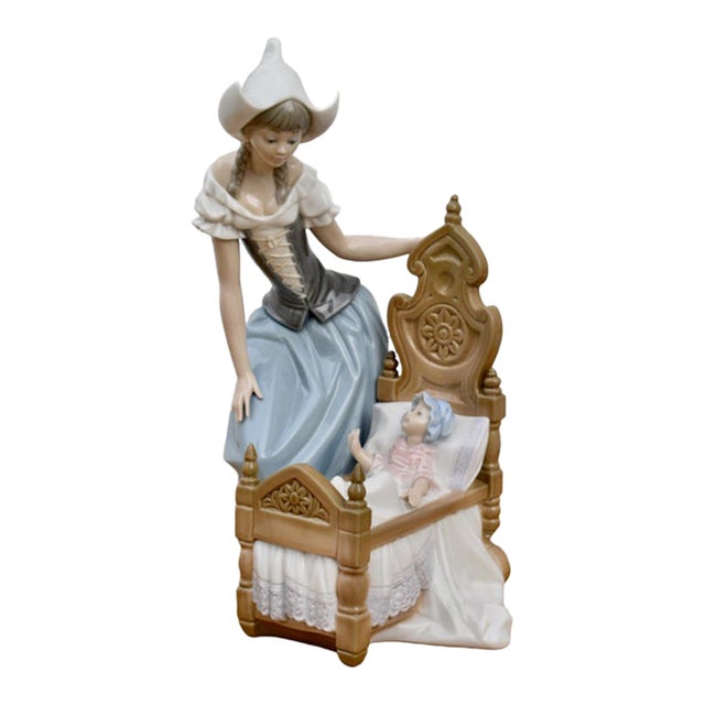 Rare Porcelain Lladro 5083 Dutch Mother Lullaby and Goodnight Retired For Sale