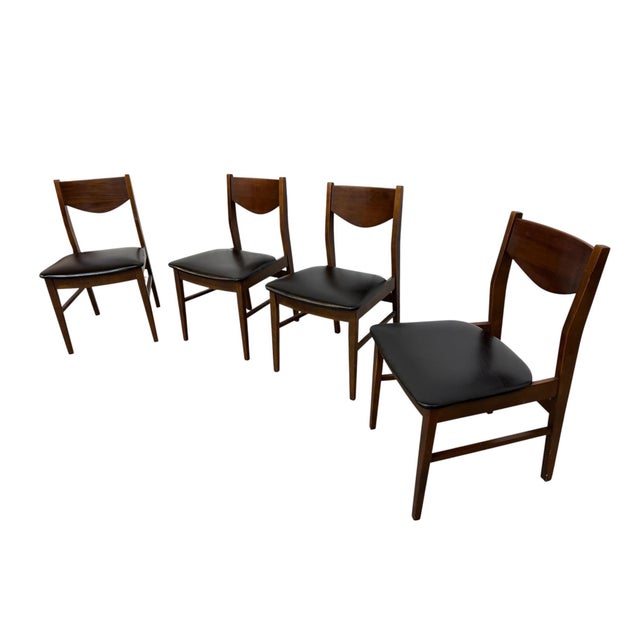 Mid-Century Modern Mid-Century Modern Walnut Dining Chairs - Set of 4 For Sale - Image 3 of 6