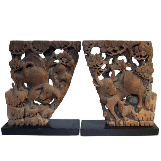 Antique Hand-Carved Wood Temple Corbels From 18th Century, China - a Pair For Sale - Image 11 of 11