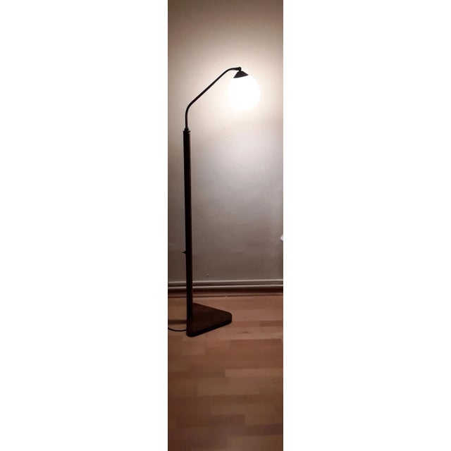 Adjustable German Art Deco Floor Lamp in Walnut, Brass & Glass, 1930s For Sale - Image 9 of 10
