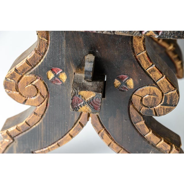 Spanish Armorial Crown & Crest, Hall Chairs 19th C. Pair For Sale In West Palm - Image 6 of 7