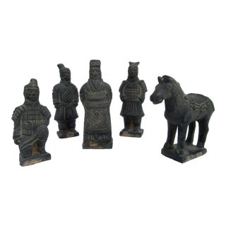 Vintage Chinese Terra-Cotta Set of Warriors of Emperor Shi From the Qing Dynasty - Set of 5 For Sale