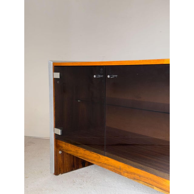 Rosewood, Chrome & Smoked Glass Sideboard attributed to Richard Young for Merrow Associates, 1960s For Sale - Image 6 of 16